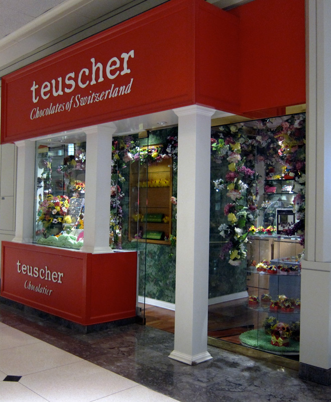 Teuscher shop, 900 N Michigan, Chicago, © 2013 Celia Her City