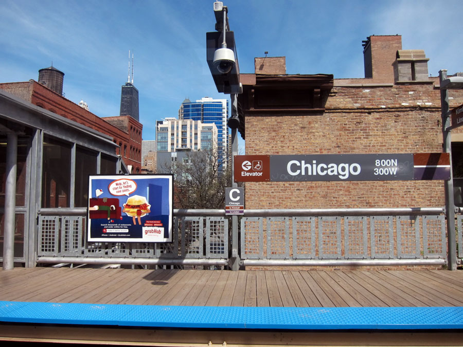 Chicago stop, © 2013 Celia Her City