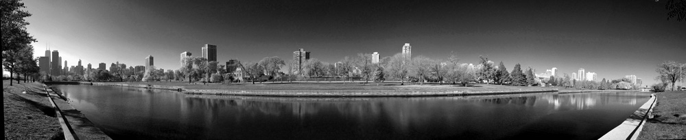 The lagoon by the Drive (Chicago), © 2013 Celia Her City