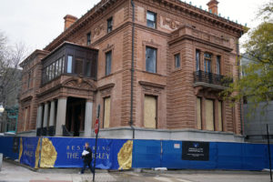 A new owner is restoring the enormous residence on Lakeview.